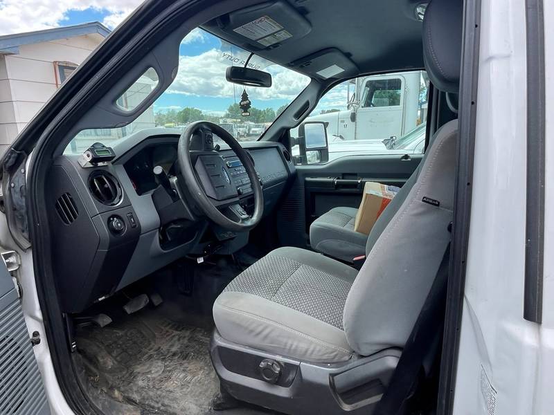 2016 Ford F350 4x4 Utility Truck