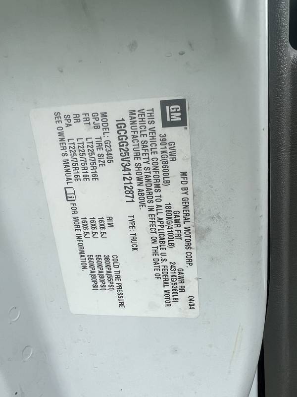2004 Chevy 2500 Cargo Van (CN 77))