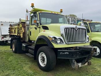 2009 IHC 7600, 5 yrd Dump Truck (CN 97)
