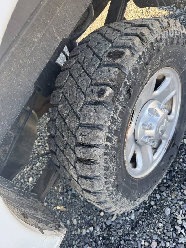 2014 Dodge 3500 4x4 pickup W/Boss 8.6ft Snow Plow (CN 1081)
