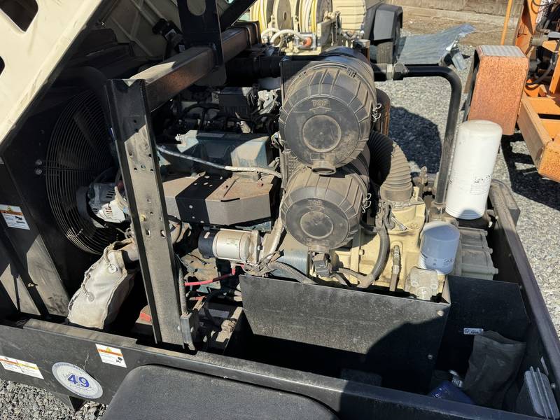 2015 Doosan 185 cfm air compressor 