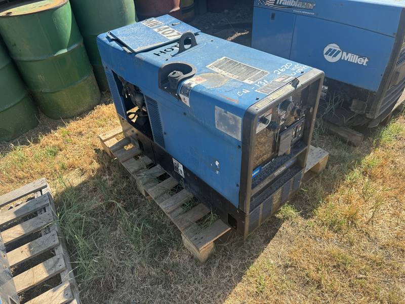 Miller Trailblazer 301 G Welder, Gas, 2620hrs.