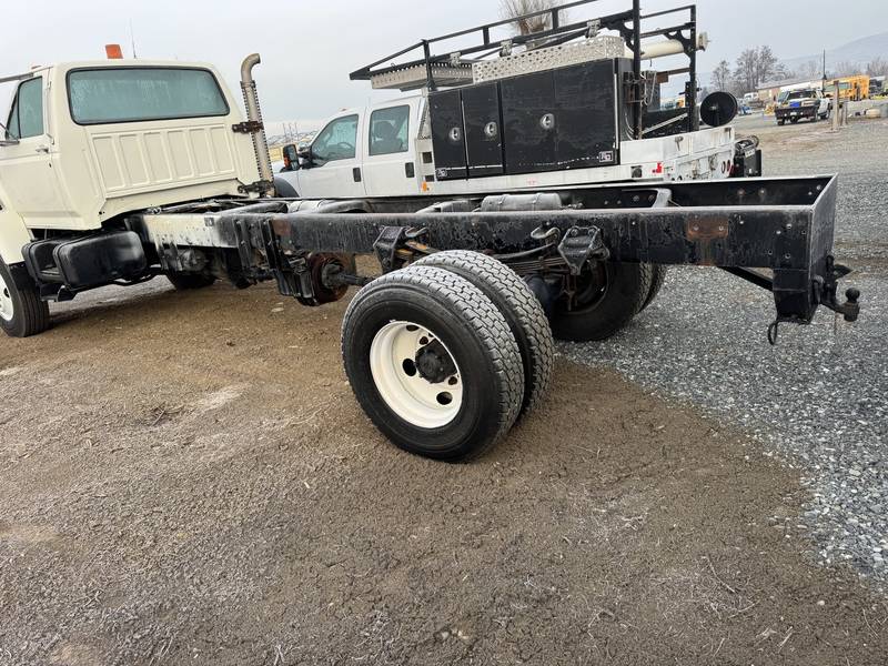 1995 Ford F800 4x4, Cab Chassis Truck (CN-90)