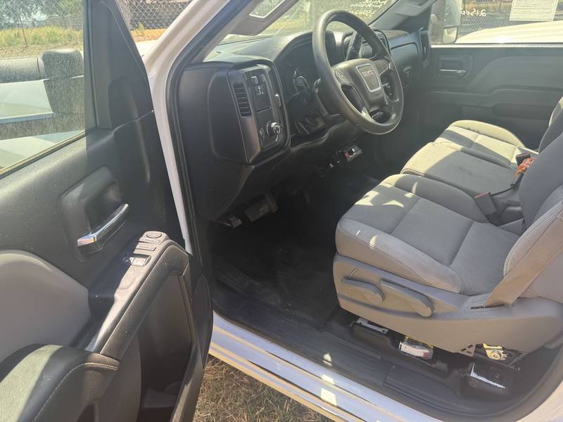2015 GMC Sierra 2500, 8 ft Fatbed W/Hoist, (CN 1125)