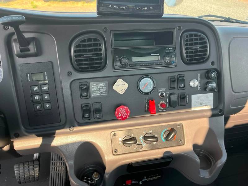 2013 Freightliner M2-106, 14ft Dump Bed (CN-45)