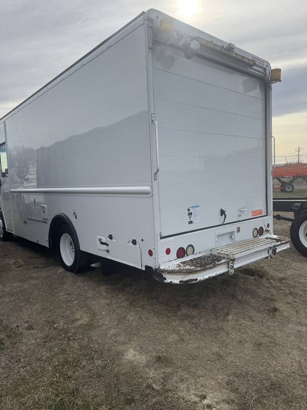 2012 Chevy Workhorse 16ft Step Van, (CN 1128)