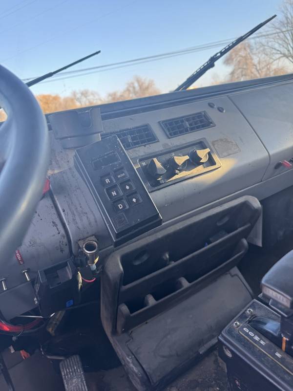 1997 Frtliner FL 80, 5 yrd dump truck, (CN 52)