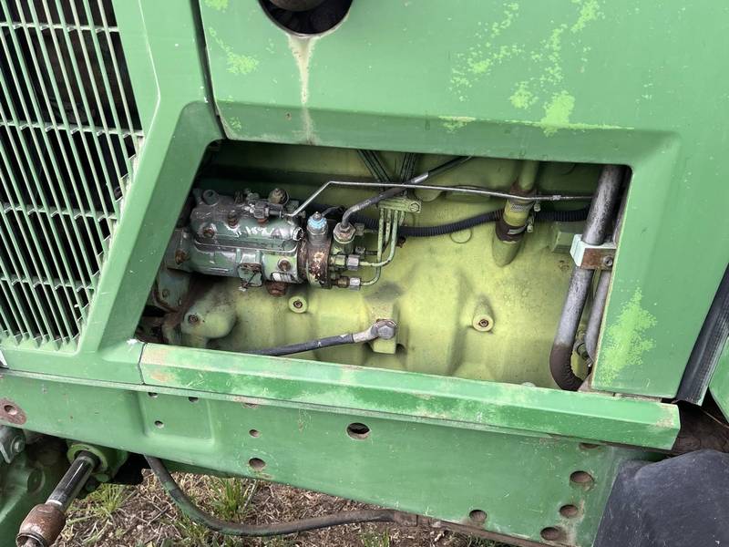 2003 John Deere 6200