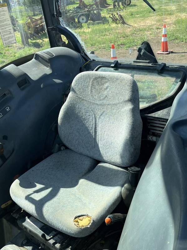 2007 New Holland TN85FA