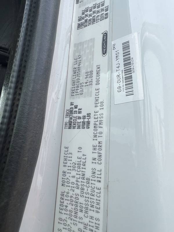 2005 Frieghtliner  M2, Service truck, (CN 21))