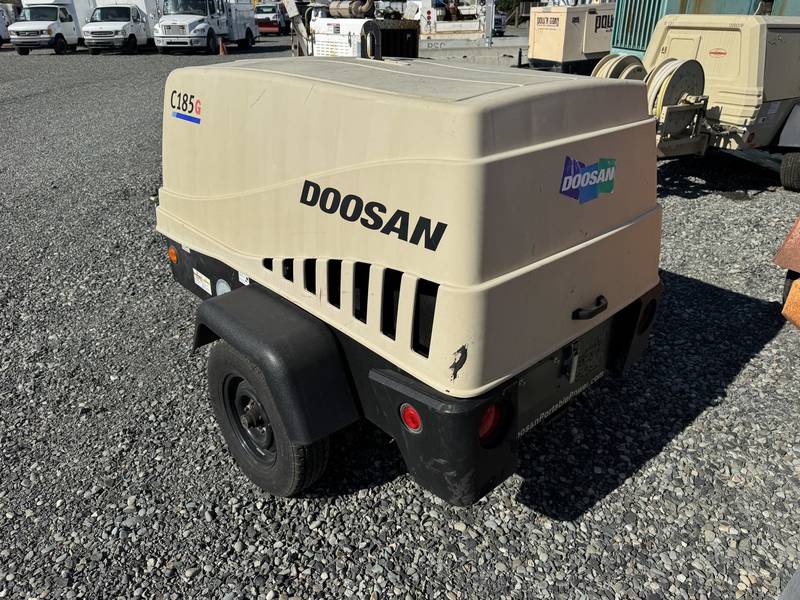 2015 Doosan 185 cfm air compressor 