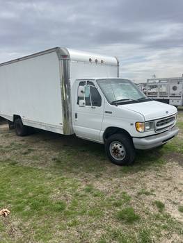 1997 Ford E350 16 ft box van w/ liftgate (CN 33))