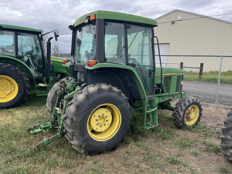 2003 John Deere 6200