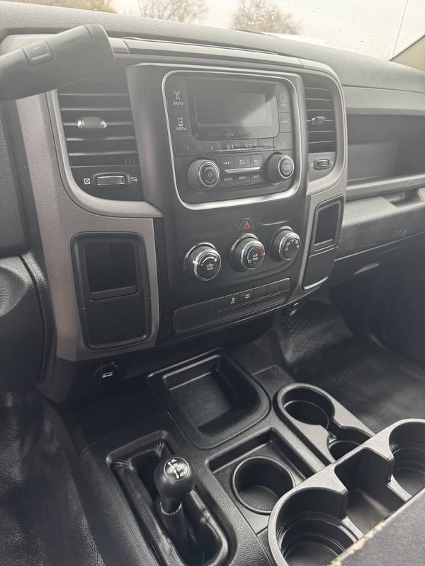 2014 Dodge Ram 3500, 4x4, Pickup (CN 1042)