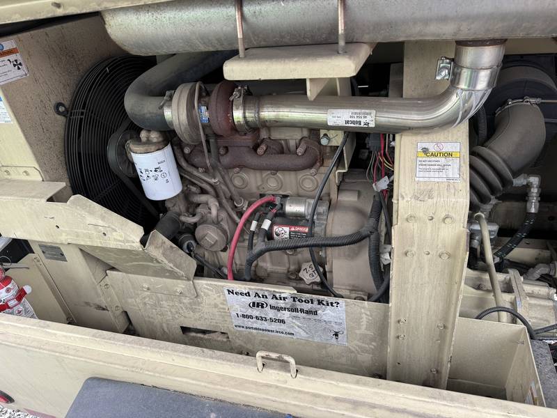 2009 Ingresoll-Rand P 185W Towable Air Compressor