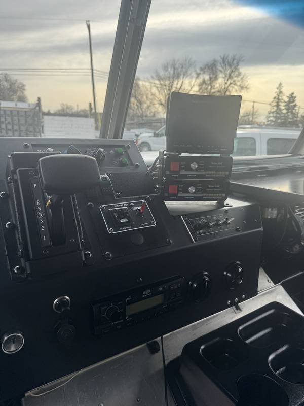 2012 Chevy Workhorse 16ft Step Van, (CN 1128)