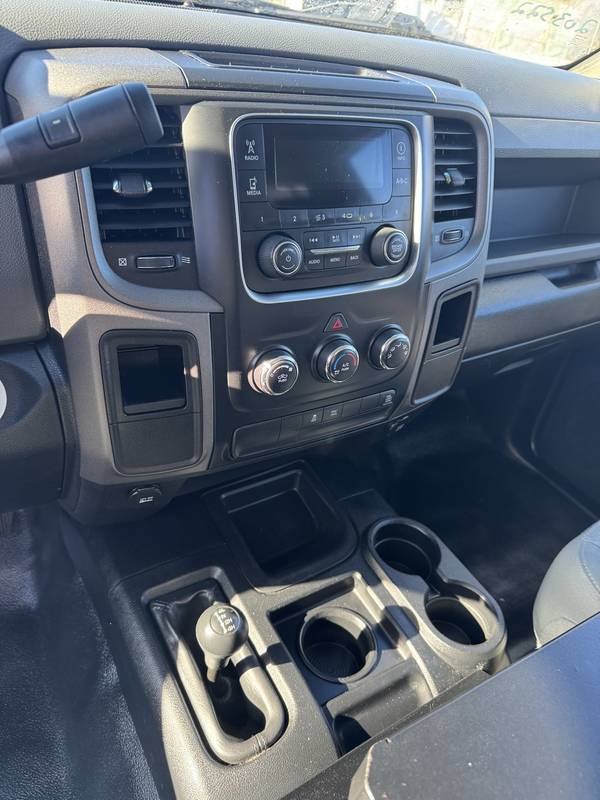 2013 Doge 2500, 4x4, Pickup, (CN 1122)