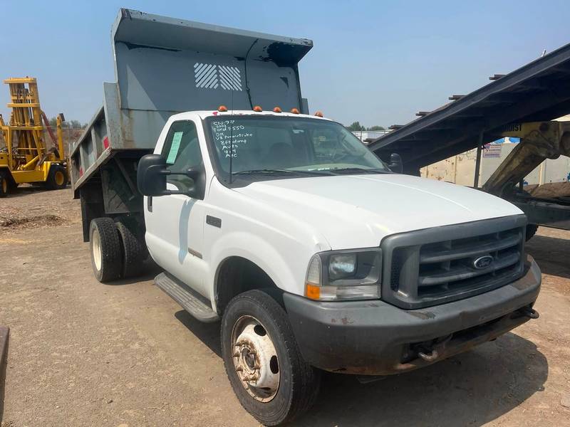 2003 FORD F550 4x4, 2-3 yrd DUMP