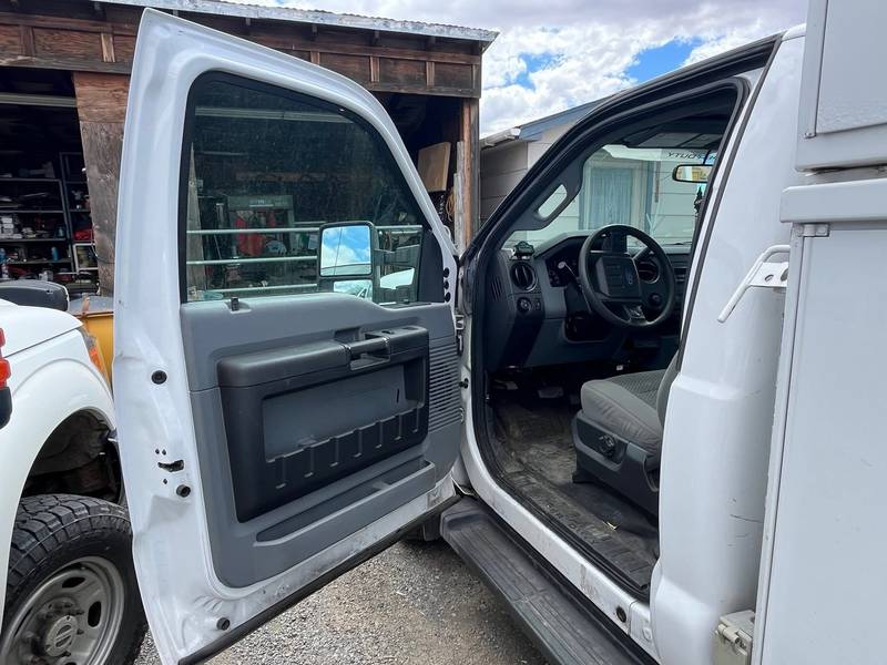 2016 Ford F350 4x4 Utility Truck