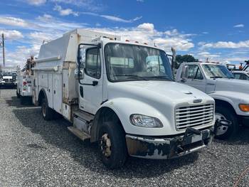 2011 Freightliner M2 Utility