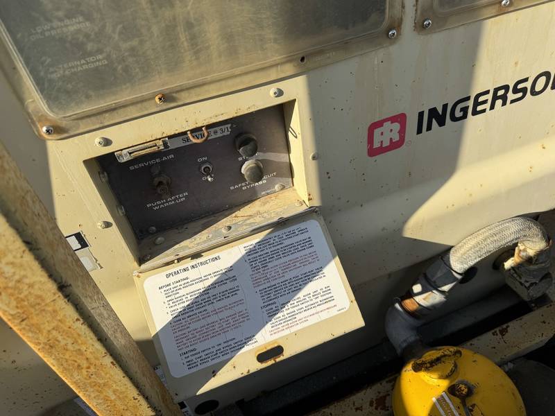 1983 Ingersall Rand 160 CFM, Dsl, Portable Compressor 