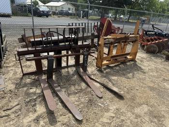 Fork attachment for IT 420 backhoe