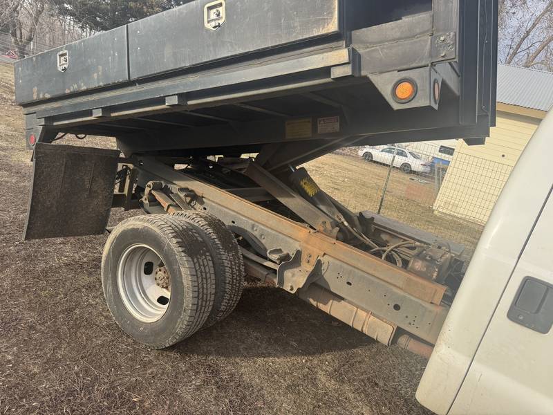 2008 Ford F350, 10 ft bed with hoist, (CN 1127)