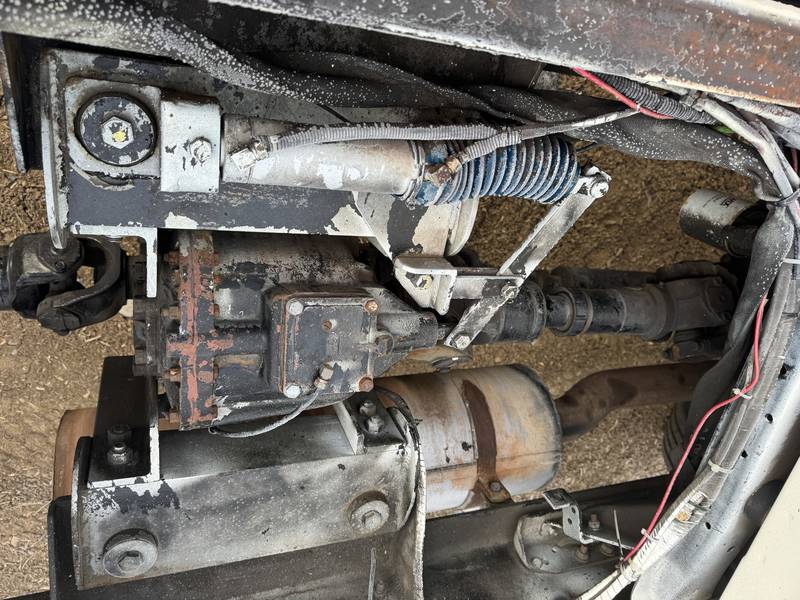 1995 Ford F800 4x4, Cab Chassis Truck (CN-90)