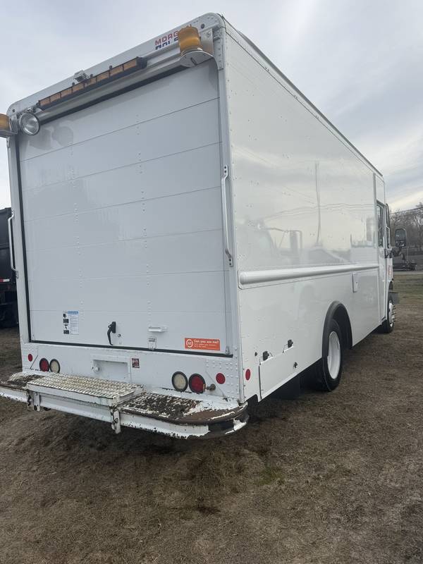 2012 Chevy Workhorse 16ft Step Van, (CN 1128)