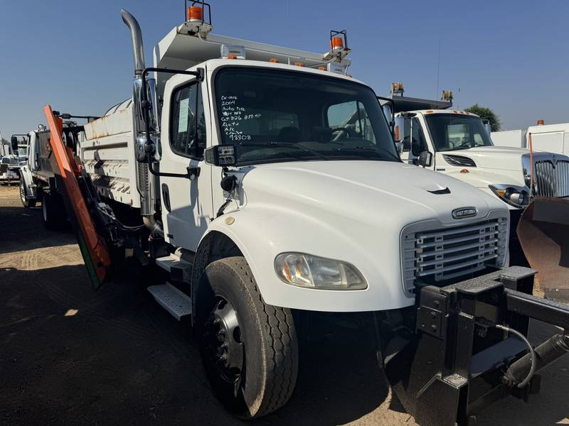 2004 Freightliner M2 5 yrd Dump truck, w/Side snow wing blade (CN 1016)