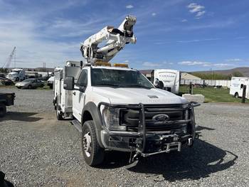 2019 Ford F550 4x4 40ft Bucket Truck W/MATERIAL LIFT  (CN 1005)