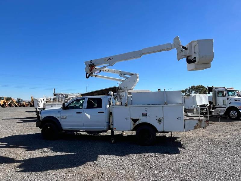 2016 Dodge Ram 5500 Bucket truck