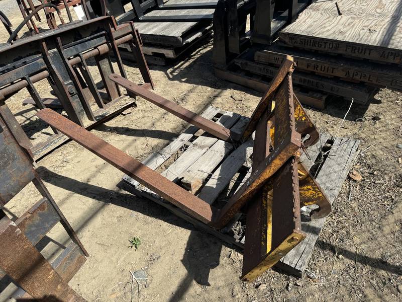 Fork attachment for IT 420 backhoe