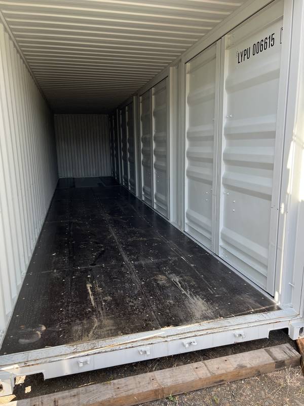 2-New 40 ft container with doors