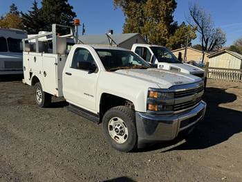 2015 Chevy 2500 HD Fiberglass Utility, 4x4, (CN 1060)