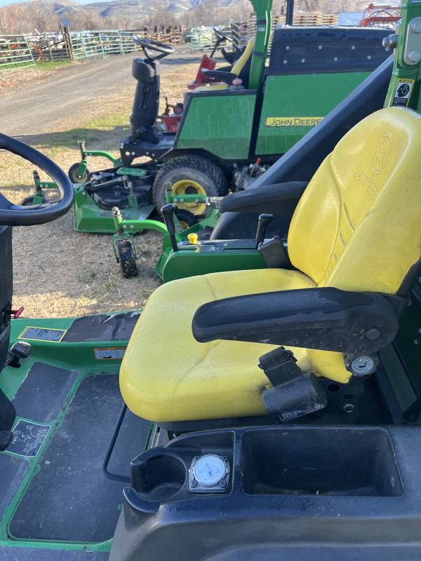 JD 1445, 4x4, Dsl,  60’ Commercial Mower with Dumping grass catcher 