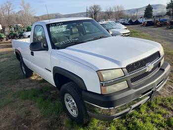 2003 Chevy 2500 HD P/U. (CN 1037)