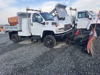 2006 GMC C5500 4x4, 3-4 yrd Dump Truck (CN-82)