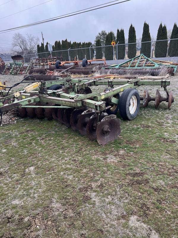 Jd 12 ft heavy duty tandem disc on rubber