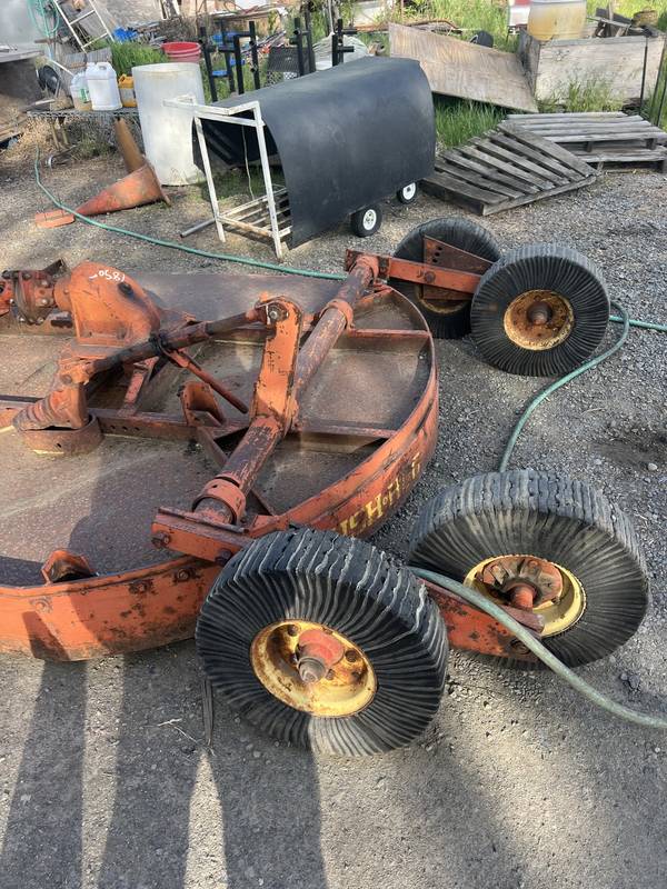 7ft Bushhog offset/ straight pull rotary mower