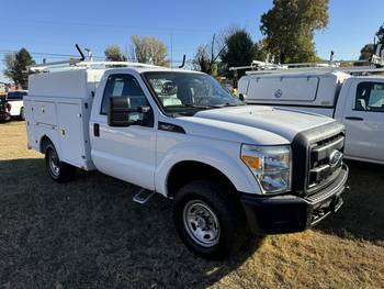 2011 Ford F250 4x4, Utility (CN 1009)