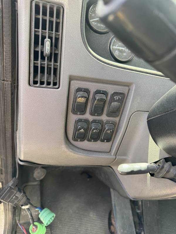 2012 Peterbuilt Model 348, Hook Chain Box Mover Truck