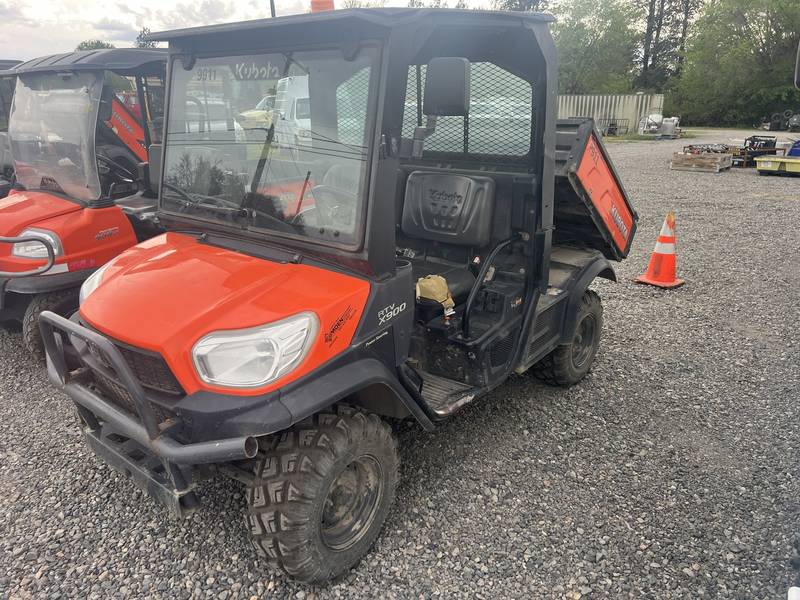 2017 Kubota X900 4x4, DSL, Hyd dump