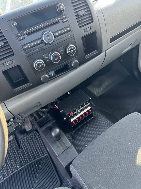 2013 Chevy 3500 4x4 Servive Utility (CN 32)