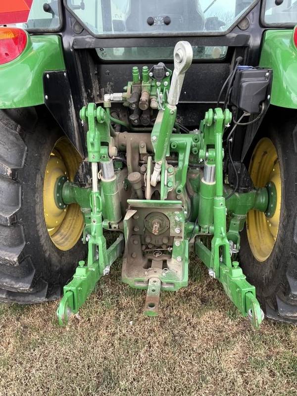 2022 JD 5075M Tractor