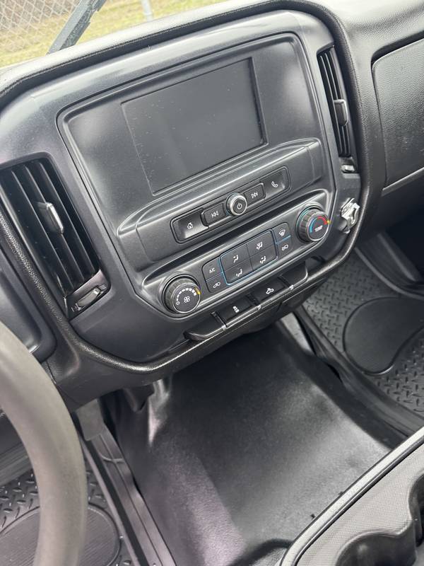 2017 Chevy Silverado 1500 Pickup (CN 1073)