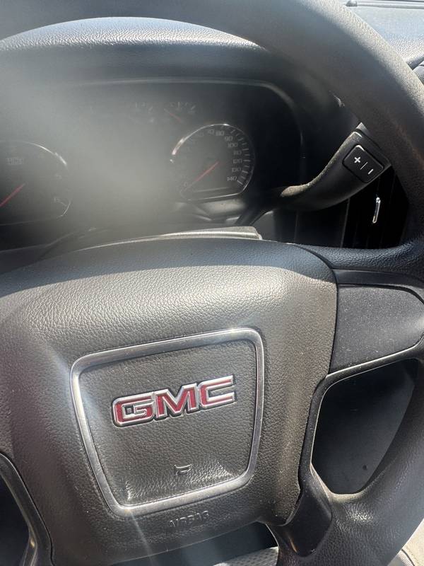 2015 GMC Sierra 2500, 8 ft Fatbed W/Hoist, (CN 1125)
