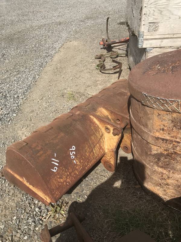 12"-24" And Bigger, Backhoe Buckets; Case, JD, Cat, Ford, JCB