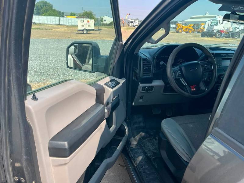 2015 Ford F-150 (CN-1138)