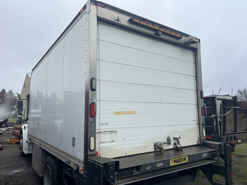 2009 Freightliner M2-106 Box Truck (CN 85)